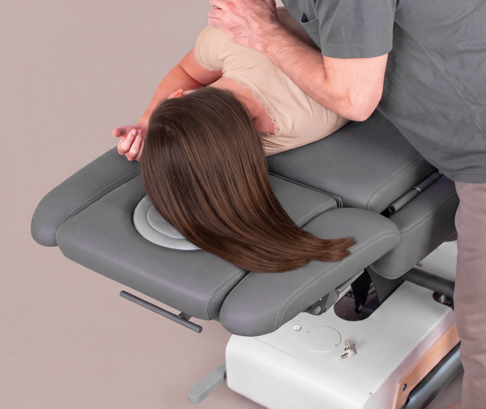 Naggura SWOP 7 EVO – Therapieliege mit abklappbaren Seitenpolstern und Heizung – Bild 25
